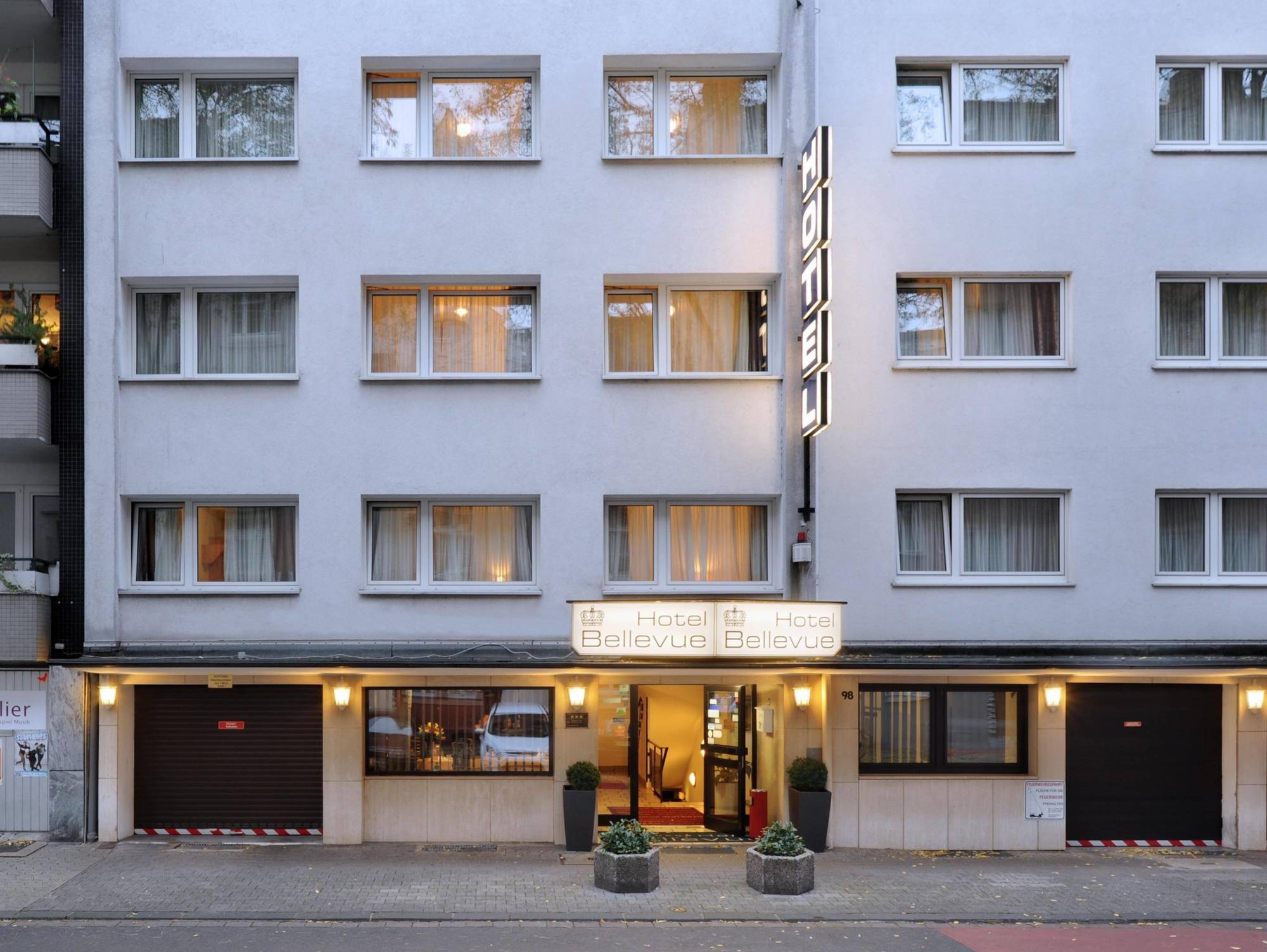 Bellevue Hotel Dusseldorf Bagian luar foto